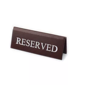  RESERVED cedulka „Rezervováno", tmavě hnědá koženka, s bílým nápisem, malá