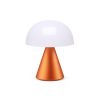 Lexon Mina M Medium přenosná LED lampa - oranžová