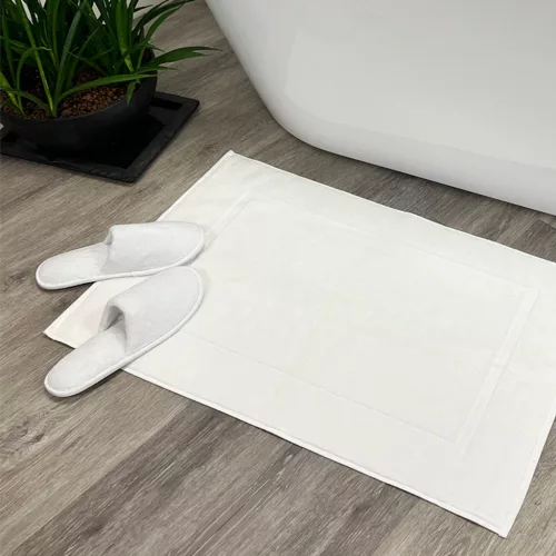 Pohodlný koupelnový kobereček bílý 50x80, 700 g