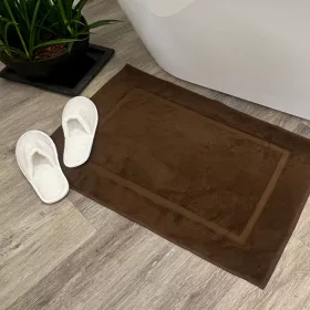 Pohodlný koupelnový kobereček hnědý 50x80, 700 g