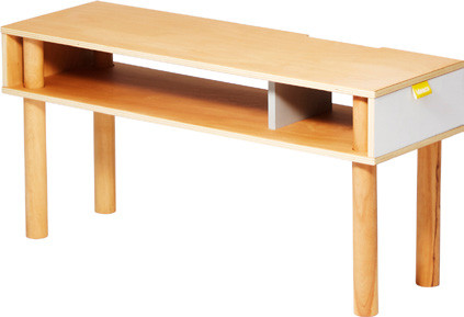 Laminovaný nástěnný TV stolek